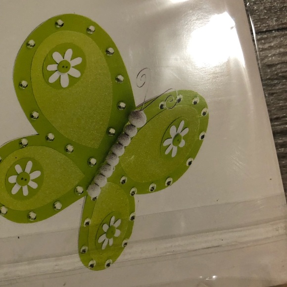 doodlebug design plain & simple large & small chipboard butterly (1 ea.) c. 2007 - Picture 14 of 15